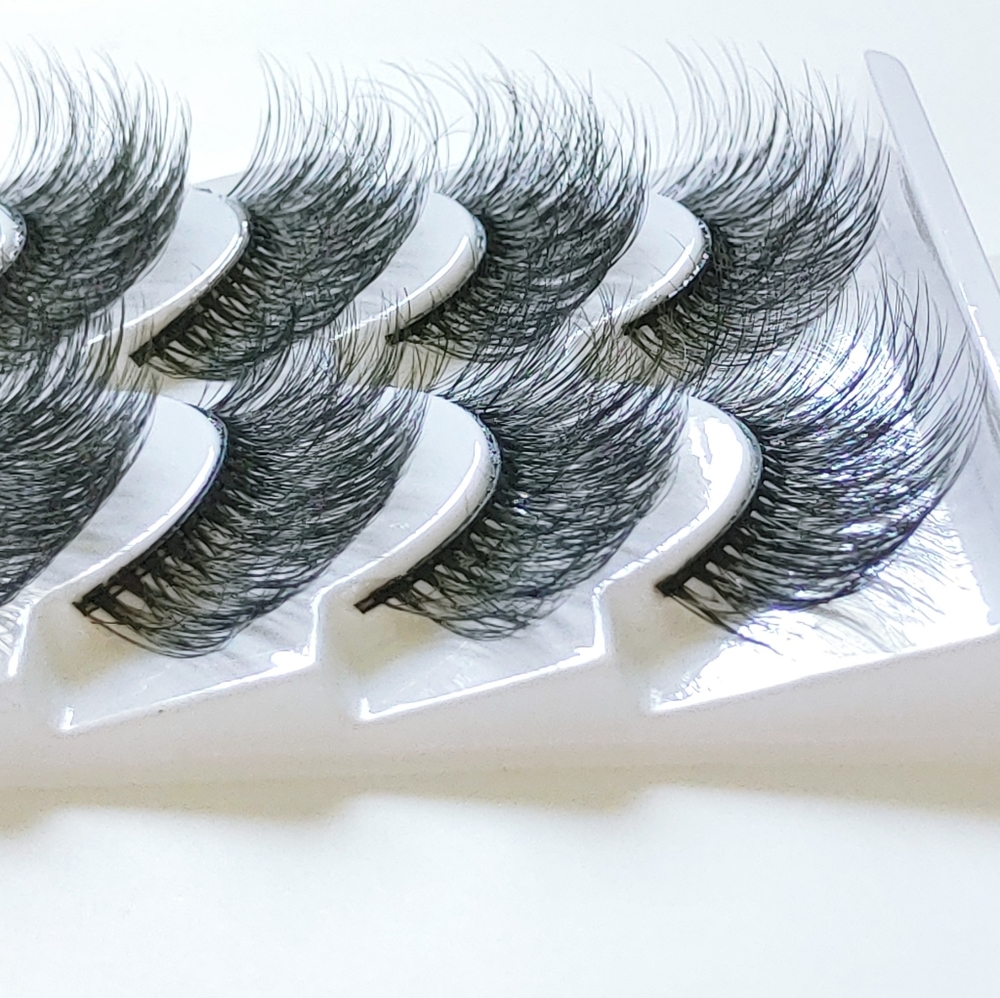 5 pairs mink Wispy Lashes